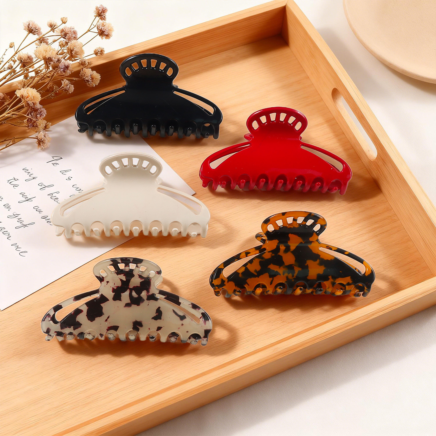Leopard Amber Solid Color Hollow-out PVC Hair Claw Clip - Image 3