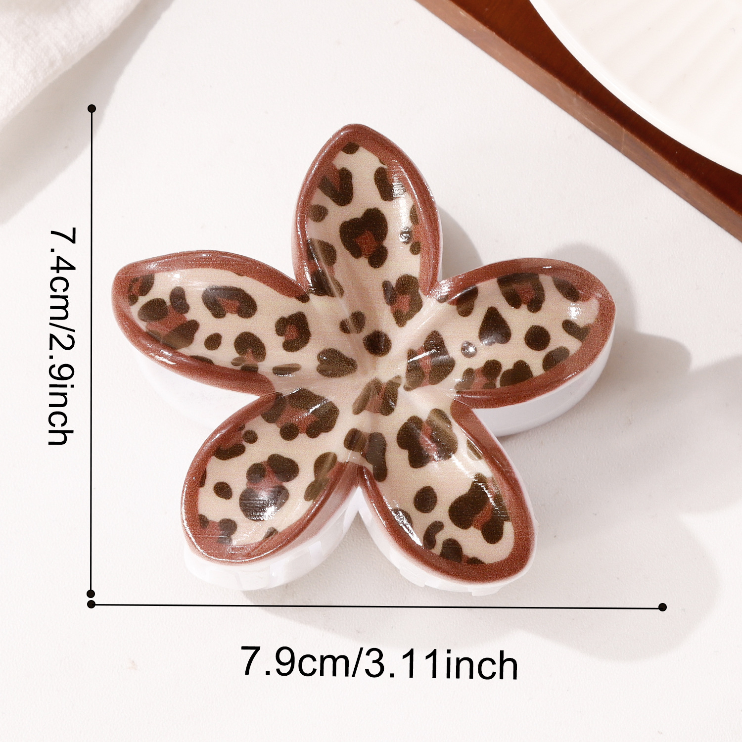 Leopard Flower Shape PS 7.9cm Hair Claw Clip - Image 4