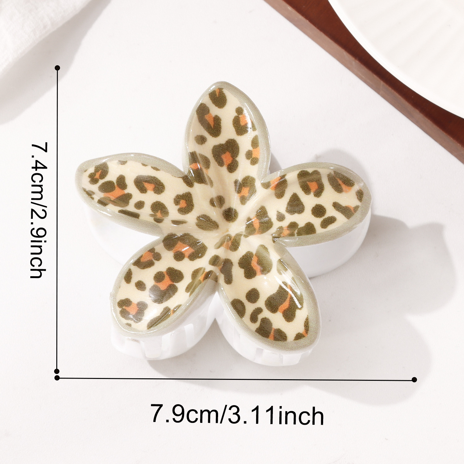 Leopard Flower Shape PS 7.9cm Hair Claw Clip - Image 3
